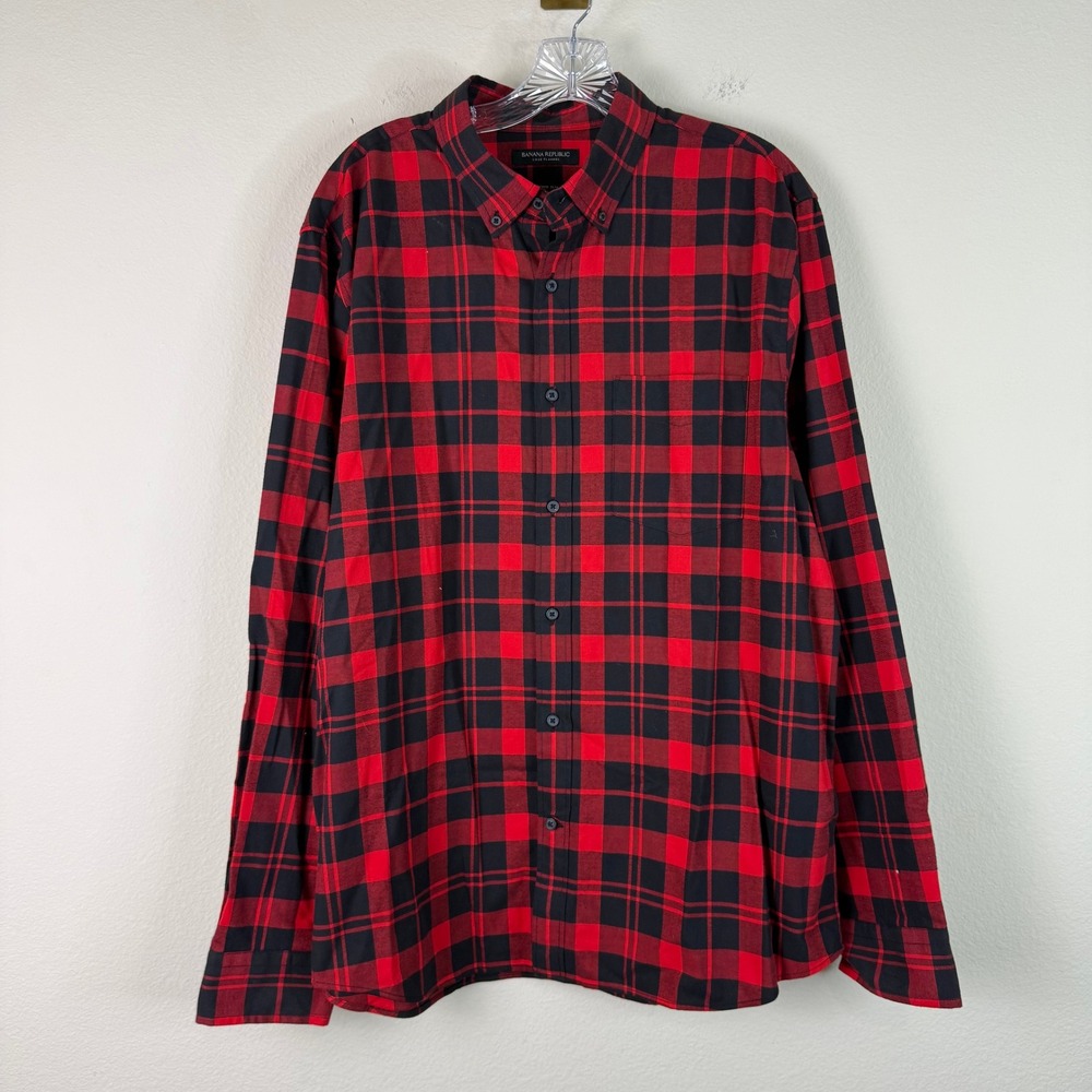 Banana Republic Shirt Mens XL Luxe Flannel Untucked Slim Fit Red Black Plaid